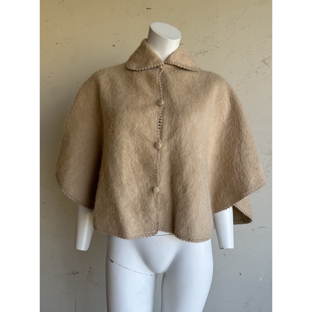 Vintage Camargo Alpaca Poncho Fuzzy Bohemian Peruvian Alpaca Wool Cape
